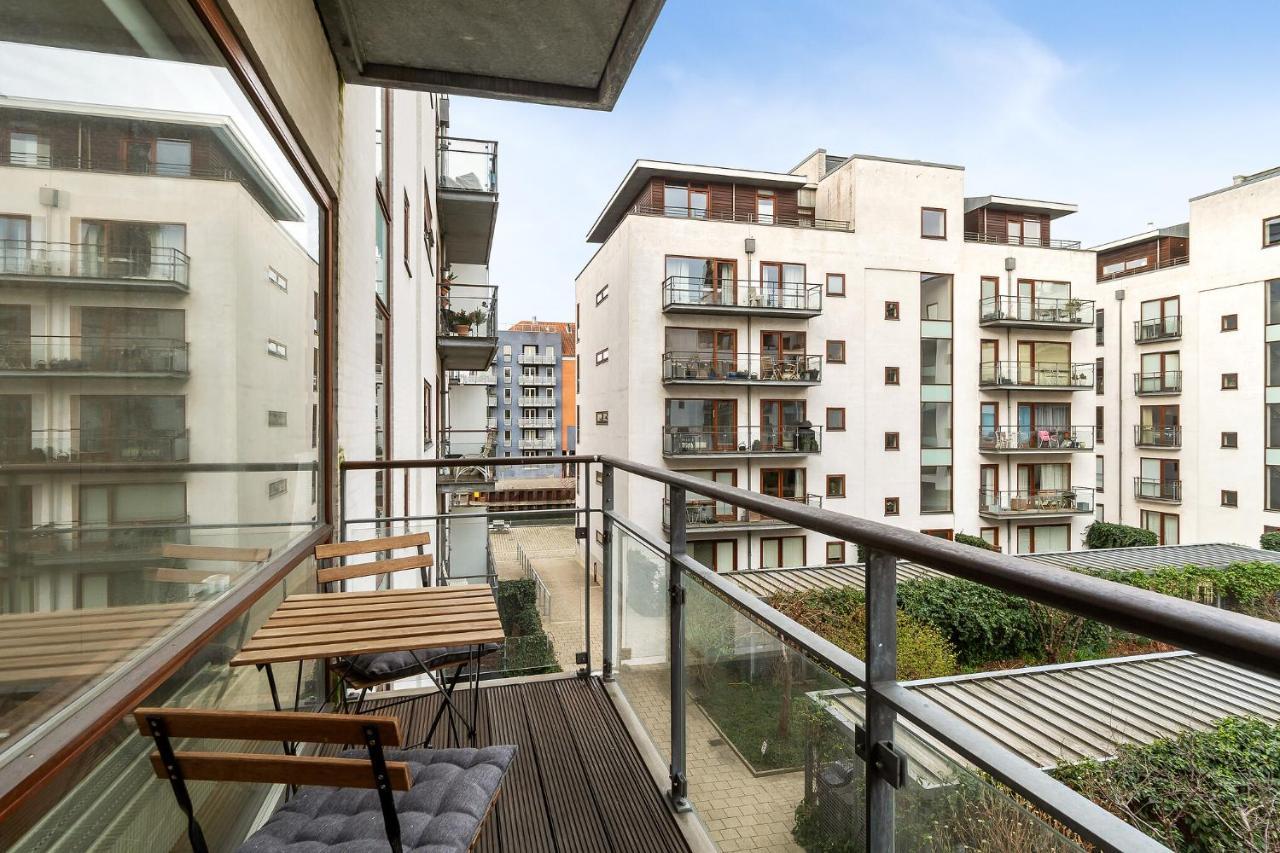 Scandi-Hygge 2 Bedroom Apartment In Charming Christianshavn Copenhagen Exterior photo