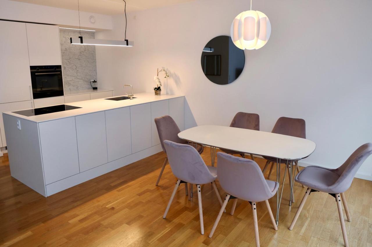 Scandi-Hygge 2 Bedroom Apartment In Charming Christianshavn Copenhagen Exterior photo